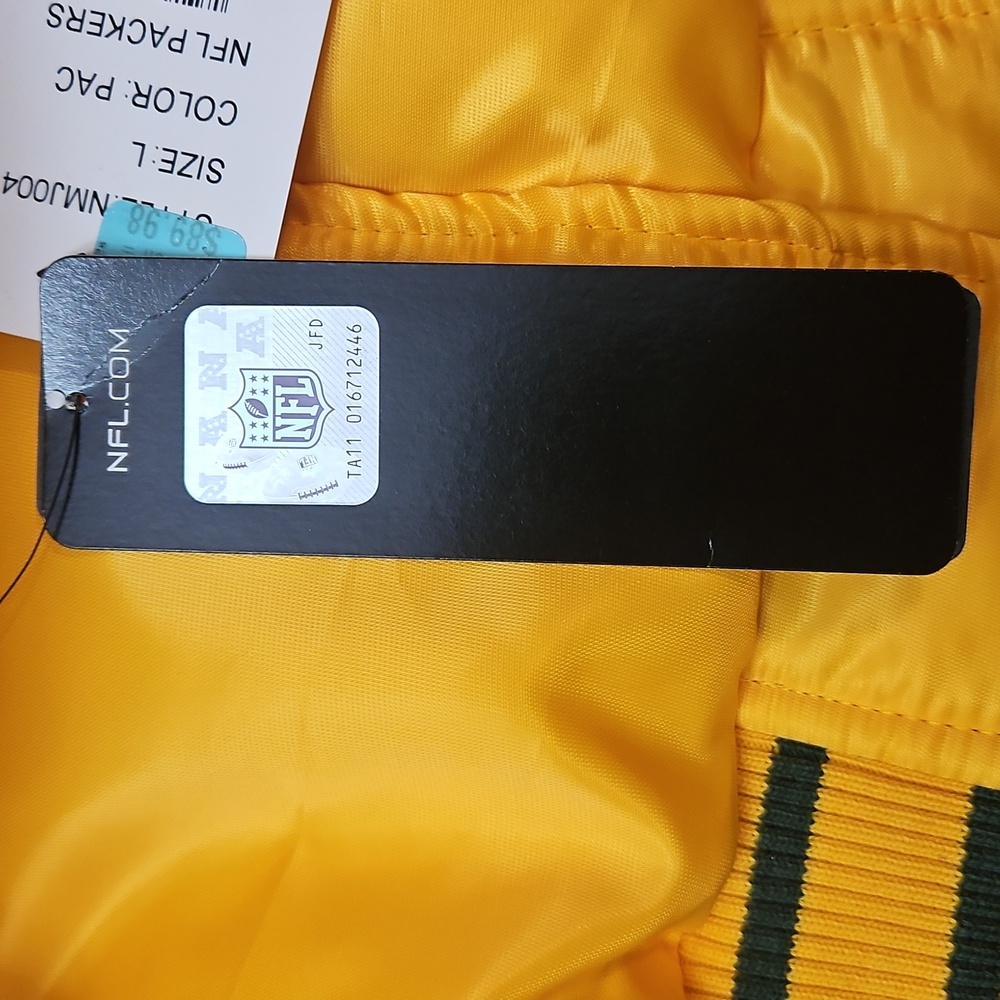 Green Bay Packers Women's Puffer Jacket Size L New NWT Wisconsin GIII ** READ** - Picture 5 of 16